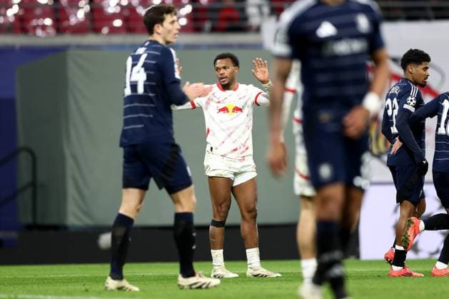 10 12 2024, xtgx, Football UEFA Champions League, RB Leipzig Aston Villa emspor, v l Lois Openda RB Leipzig Disappointed, sad, frustrated DFL DFB REGULATIONS PROHIBIT ANY USE OF PHOTOGRAPHS as IMAGE SEQUENCES and or QUASI VIDEO Leipzig