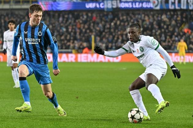 241210 Champions League MD 6 Club Brugge vs Sporting CP Andreas Skov Olsen (7) of Club Brugge defending on Geovany Quenda (57) of Sporting during a soccer game between Belgian Club Brugge KV and Portugese Sporting CP Lissabon in the UEFA Champions League League Phase day 6 of the 2024-25 season, on Tuesday 10 December 2024 in Brugge , Belgium . PHOTO Isosport David Catry Brugge Belgium  Copyright: xDavidxCatryx 20241210DC2_7288