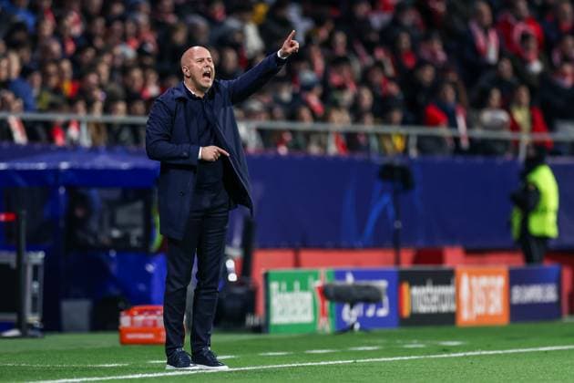 Girona, Spain, October 22nd 2024: Arend Martijn Arne Slot in action during the UEFA Champions League football match between Girona FC and Liverpool FC at the Montilivi Stadium in Girona, Spain (Judit Cartiel SPP) Copyright: xJuditxCartielx xSPPx spp-en-JuCaSp-JUCA0659