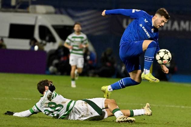 Sport Themen der Woche KW50 Sport Bilder des Tages Zagreb, Croatia, December 10th 2024: Martin Baturina of Dinamo Zagreb (R) in action against Paulo Bernardo of Celtic (L) during the UEFA Champions League, League phase, match between Dinamo Zagreb and Celtic at Stadium Maksimir, Zagreb, Croatia. (Igor Kupljenik SPP)  Copyright: xIgorxKupljenikx xSPPx spp-en-IgKuSp-IK2_6515