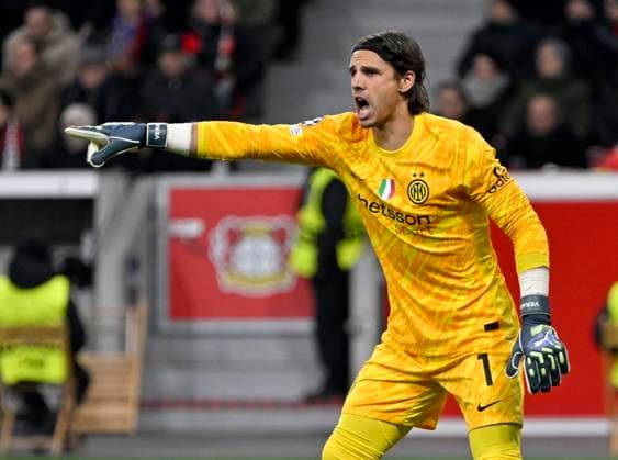 BayArena Leverkusen, 10 12 2024, Soccer UEFA Champions League Season 2024 25 6 Matchday, Bayer 04 Leverkusen B04 vs Inter Milan INT TW Yann Sommer INT
