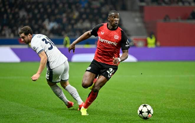BayArena Leverkusen, 10 12 2024, Soccer UEFA Champions League Season 2024 25 6 Matchday, Bayer 04 Leverkusen B04, red vs Inter Milan INT, white Nordi Mukiele B04 , Carlos Augusto INT