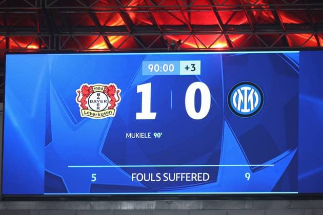 Scoreboard after Nordi Mukiele scored Bayer04s winning goal in the 90th minute to make it 1-0, Champions League, Matchday 6, Bayer 04 Leverkusen vs Inter Milan Leverkusen, Germany, 26 11 2024