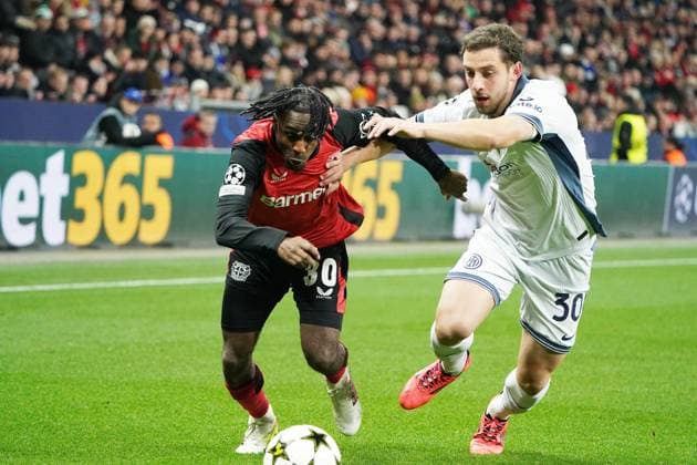 Football, UEFA Champions League 2024 2025, Bayer 04 Leverkusen FC Internationale Milano, FC Milan 10 12 2024 Bayarena Leverkusen, Jeremie Frimpong, Bayer 04 Leverkusen, Carlos Augusto Inter Milan