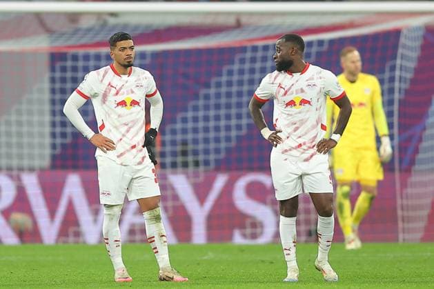 RB Leipzig Aston Villa Champions League Leipzig, 10 12 2024, Red Bull Arena, Football, Men, Season 2024 2025, UEFA Champions League, Matchday 6 , RB Leipzig Aston Villa 2 3 1 1 , Pictured from l Benjamin Henrichs 39, RB Leipzig and Lutsharel Geertruida 3, RB Leipzig disappointed ,