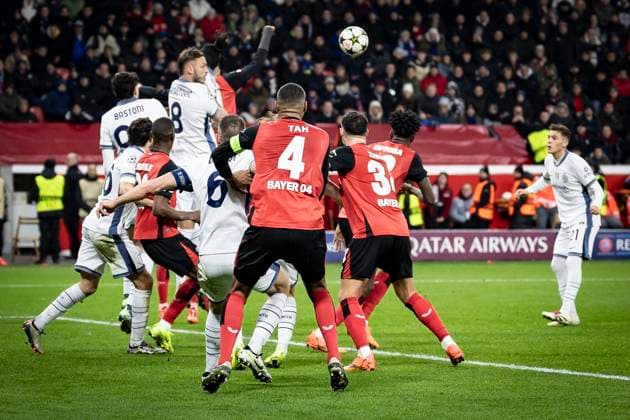 UEFA Champions League, Bayer 04 Leverkusen Inter Milan 10 12 2024 Marko Arnautovic Inter Milan, 8 clears after a corner kick UEFA Champions League, Bayer 04 Leverkusen Inter Milan, matchday 6 on 10 12 2024 at BayArena in Leverkusen Copyright: xBEAUTIFULxSPORTS AxelxKohringx