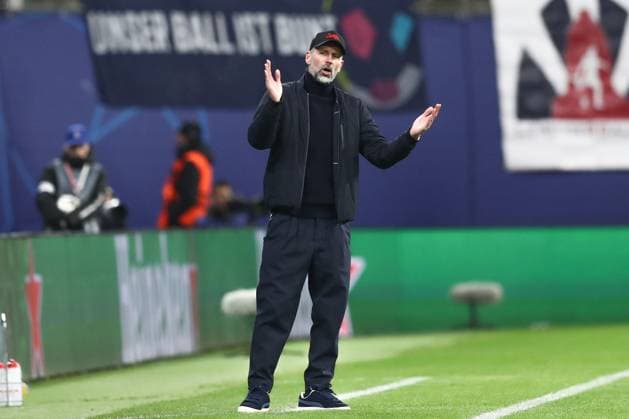 10 12 2024, xtgx, Football, UEFA Champions League, RB Leipzig Aston Villa emspor, v l Marco Rose Leipzig, coach gives instructions, gesticulates with arms, gesticulate, gives instructions DFL DFB REGULATIONS PROHIBIT ANY USE OF PHOTOGRAPHS as IMAGE SEQUENCES and or QUASI VIDEO Leipzig