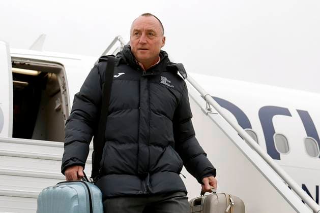 Slavia Praha v RSC Anderlecht - UEFA Europa League Media Activities 11 12 2024 PRAGUE, CZECH REPUBLIC - DECEMBER 11 : Vandenhaute Wouter President of RSC Anderlecht pictured during arrival at the airport of Prague prior the UEFA Europa League 2024 25 League Phase MD6 match between Slavia Praha and RSC Anderlecht on December 11, 2024 in Prague, Czech Republic, 11 12 2024 Prague Czech Republic  Copyright: xJanxDexMeuleneirx