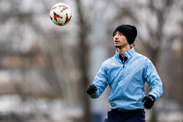 241211 Elison Makolli of Malmö FF during a UEFA Europa League training session on December 11, 2024 in Malmö Photo Petter Arvidson BILDBYRAN kod PA PA0938 fotboll football soccer fotball uefa europa league träning practice training malmö ff bbeng  Copyright: PETTERxARVIDSON BB241211PA018