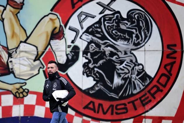 AMSTERDAM - Coach Francesco Rafioli of Ajax during training prior to the Europa League match against SS Lazio Roma at the Johan Cruijff ArenA on Dec. 11, 2024 in Amsterdam, Netherlands. ANP OLAF CRACK UEFA Europa League 2024 25 xVIxANPxSportx xxANPxIVx 515463637 originalFilename: 515463637.jpg