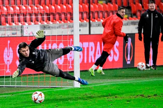 Ales Mandous, goalie of Slavia in action during the training session prior to the UEFA Europa League, 6th round match: SK Slavia Praha vs RSC Anderlecht Brussels, in Prague, Czech Republic, on December 11, 2024. (CTKxPhoto VitxSimanek) CTKPhotoP2024121105506  CTKPhotoP2024121105506
