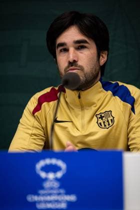 241211 Pere Romeu head coach of FC Barcelona gives a press conference on December 11, 2024 in Stockholm Photo Michael Campanella BILDBYRAN COP 313 MC0118 fotboll football soccer fotball damn uefa womens champions league barcelona femini press conference training bbeng  Copyright: MICHAELxCAMPANELLA BB241211MC004