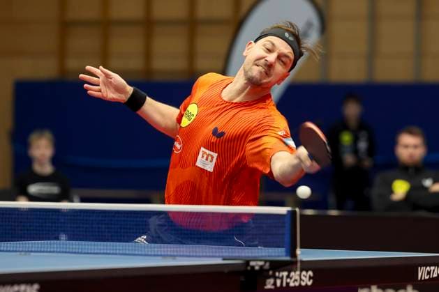 Bilder des Jahres 2024, Sport 12 Dezember Sport Themen der Woche KW50 Sport Bilder des Tages Timo Boll (Borussia Duesseldorf) kontrolliert den Ball, 1. Tischtennis Bundesliga der Herren, TTC Schwalbe Bergneustadt vs Borussia Duesseldorf, Burstenhalle am 11. December 2024 in Bergneustadt, Deutschland. (Foto von Marco Steinbrenner DeFodi Images) Timo Boll (Borussia Duesseldorf) controls the ball, 1. Tischtennis Bundesliga der Herren, TTC Schwalbe Bergneustadt vs Borussia Duesseldorf, Burstenhalle, December 11, 2024 in Bergneustadt, Germany. (Photo by Marco Steinbrenner DeFodi Images) Defodi-700_berg_dus_20241211_003 *** Timo Boll Borussia Duesseldorf controls the ball, 1 mens table tennis Bundesliga, TTC Schwalbe Bergneustadt vs Borussia Duesseldorf, Burstenhalle, December 11, 2024 in Bergneustadt, Germany Photo by Marco Steinbrenner DeFodi Images Timo Boll Borussia Duesseldorf controls the ball, 1 mens table tennis Bundesliga, TTC Schwalbe Bergneustadt vs Borussia Duesseldorf, Burstenhalle, December 11, 2024 in Bergneustadt, Germany Photo by Marco Steinbrenner DeFodi Images Defodi 700 berg dus 20241211 003 Defodi-700