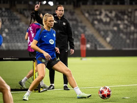 241211 Fridolina Rolfö of FC Barcelona during a training session on December 11, 2024 in Stockholm Photo Michael Campanella BILDBYRAN COP 313 MC0118 fotboll football soccer fotball damn uefa womens champions league barcelona femini press conference training bbeng  Copyright: MICHAELxCAMPANELLA BB241211MC034