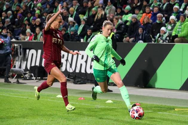 VfL vs AS Rome, CL Women Wolfsburg, 11 12 2024, FOOTBALL VfL Wolfsburg vs AS Rome, group round Champions League Women, season 2024 25 Sarai Linder VfL Wolfsburg Wolfsburg