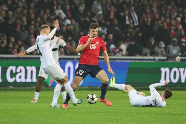 FOOTBALL : LOSC Lille vs Sturm Graz - Ligue des Champions - 11 12 2024 Thomas MEUNIER (LOSC Lille) lors du match LOSC Lille vs Sturm Graz, Ligue des Champions, Decathlon Arena stade Pierre Mauroy Villeneuve d Ascq, le 11 dÃ cembre 2024 - photo Laurent Sanson PsnewZ  Copyright: xLaurentxSANSONx