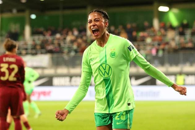 VfL vs AS Roma, CL Women Wolfsburg, 11 12 2024, FOOTBALL VfL Wolfsburg vs AS Roma, group round Champions League Women, 2024 season 25 Sveindis Jonsdottir VfL Wolfsburg celebrates after her goal to make it 4 1 Wolfsburg