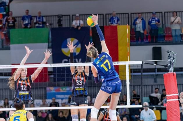 Spike of Ekaterina Antropova (Savino Del Bene Scandicci) during Savino del Bene Scandicci vs Allianz MTV Stuttgart, CEV Champions League Women volleyball match in Firenze , Italy, December 11 2024  Copyright: xSaraxEsposito IPAxSportx xipa-agency.netx xx IPA_52320020 IPA_Agency_IPA52320020