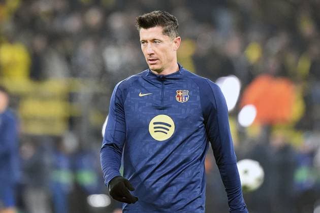 11 12 2024, xhbx, Football UEFA Champions League, Borussia Dortmund FC Barcelona emspor, v l Robert Lewandowski FC Barcelona DFL DFB REGULATIONS PROHIBIT ANY USE OF PHOTOGRAPHS as IMAGE SEQUENCES and or QUASI VIDEO Dortmund