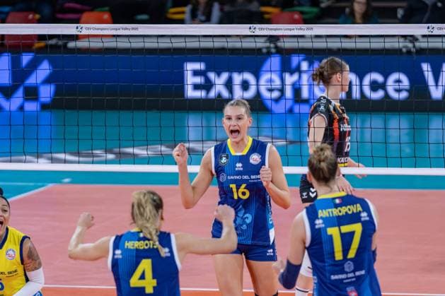 Indy Baijens (Savino Del Bene Scandicci) exultation during Savino del Bene Scandicci vs Allianz MTV Stuttgart, CEV Champions League Women volleyball match in Firenze , Italy, December 11 2024  Copyright: xSaraxEsposito IPAxSportx xipa-agency.netx xx IPA_52320455 IPA_Agency_IPA52320455