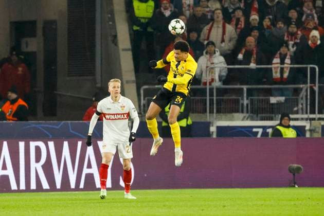 Chris Führich, Fuhrich VfB Stuttgart, 27 and Zachary Athekame BSC Young Boys, 24 , Football, UEFA Champions League, Matchday 6, 2024 2025, VfB Stuttgart vs Young Boys Bern, 11 12 2024, Arena Stuttgart, Stuttgart, Germany Stuttgart Arena Stuttgart Baden Württemberg Germany Copyright: xGrantxHubbsx