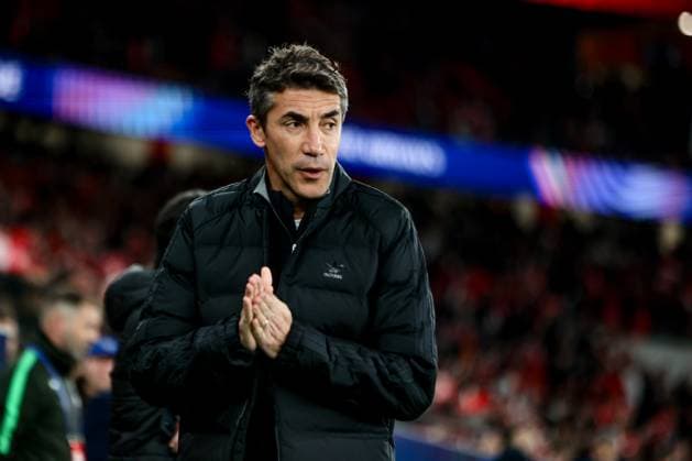 Bruno Lage head of SL Benfica during the UEFA Champions League 2024 25 League Phase MD4 match between SL Benfica and Bologna FC at the Estadio da Luz in Lisbon on December 11, 2024. UEFA Champions League - SL Benfica vs Bologna FC (Valter Gouveia SPP) Copyright: xValterxGouveia SPPx spp-en-VaGo-VG_L3866