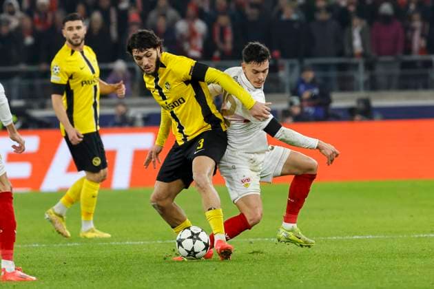 Jaouen Hadjam BSC Young Boys, 03 and Fabian Rieder VfB Stuttgart, 32 in duel , Football, UEFA Champions League, Matchday 6, 2024 2025, VfB Stuttgart vs Young Boys Bern, 11 12 2024, Arena Stuttgart, Stuttgart, Germany Stuttgart Arena Stuttgart Baden Württemberg Germany Copyright: xGrantxHubbsx