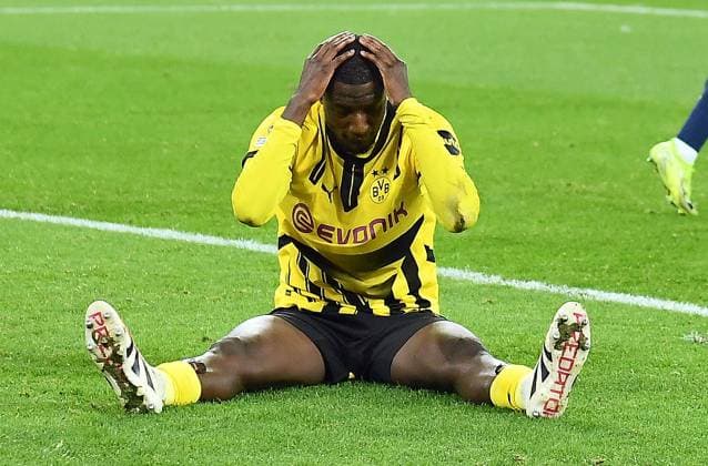 11 12 2024, xhbx, Football UEFA Champions League, Borussia Dortmund FC Barcelona emspor, v l Serhou Guirassy Borussia Dortmund enttaeuscht, enttaeuscht looking, dissapointed DFL DFB REGULATIONS PROHIBIT ANY USE OF PHOTOGRAPHS as IMAGE SEQUENCES and or QUASI VIDEO Dortmund