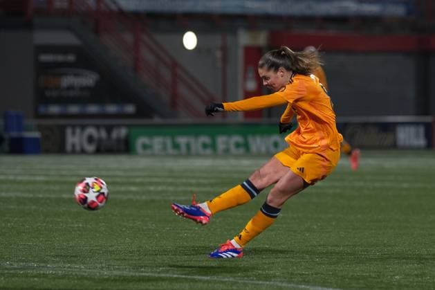 UK: Celtic v Real Madrid, UEFA Women‚Äôs Champions League at New Douglas Park, Hamilton, Scotland on 11 December 2024: Pictured: Signe Bruun (Real Madrid) scores to make the score 0-1 Hamilton New Douglas Park Scotland Copyright: xAlexxToddx