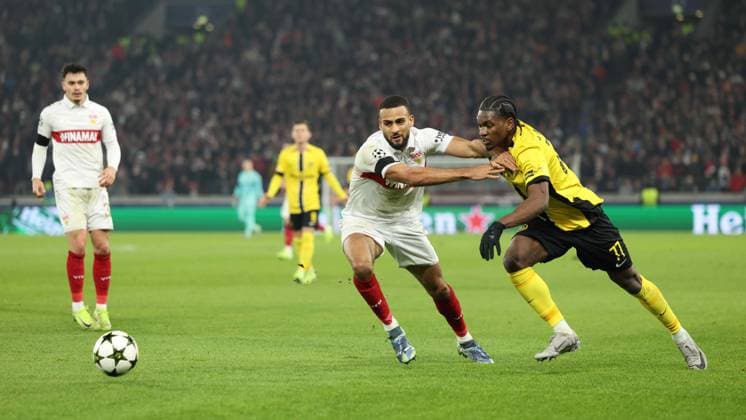 11 12 2024, Germany, Stuttgart, Football Champions League, VfB Stuttgart vs Young Boys Bern, v l Josha Vagnoman VfB Joel Monteiro Bern