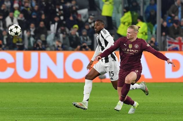 Foto IPP Massimo Rana Torino 11-12-2024 Calcio Champions League 2024 2025 Juventus-Manchester City nella foto kalulu herling haaland Italy Photo Press - World Copyright italy ITALY  Copyright: xR4924_italyphotopressx