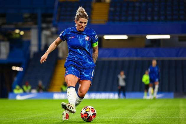 Chelsea Women v FC Twente UEFA Womens Champions League Millie Bright of Chelsea Women during the UEFA Womens Champions League Group B match at Stamford Bridge, London UK Newspapers OUT Copyright: xChrisxMyattx FIL-21074-0028