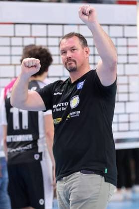 11 12 2024, xtgx, Handball, Daikin HBL, 1 VfL Potsdam ThSV Eisenach v l Misha Kaufmann Eisenach, coach celebrating the victory, cheering after the end of the game Potsdam