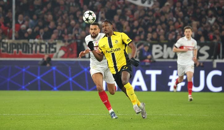11 12 2024, Germany, Stuttgart, Football Champions League, VfB Stuttgart vs Young Boys Bern, f l Josha Vagnoman VfB , Joel Monteiro YB