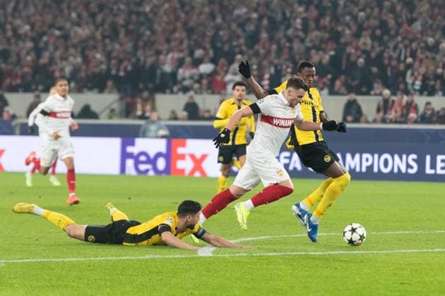 v li Loris Benito BSC Young Boys Bern, 23 , Ermedin Demirovic VfB Stuttgart, 09 , Mohamed Ali Camara BSC Young Boys Bern, 13 GER, VfB Stuttgart vs BSC Young Boys Bern, Football, Men, UEFA Champions League, Matchday 6, 2024 2025 season, 11 12 2024, GER, VfB Stuttgart vs BSC Young Boys Bern, Football, Men, UEFA Champions League, Matchday 6, 2024 2025 season, 11 12 2024 Stuttgart Copyright: xEibner-Pressefoto WolfgangxFrankx EP_WFK