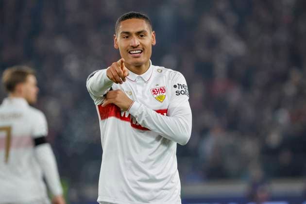 Goal celebration for Enzo Millot VfB Stuttgart, 08 after his goal for 2 1 , Football, UEFA Champions League, Matchday 6, 2024 2025, VfB Stuttgart vs Young Boys Bern, 11 12 2024, Arena Stuttgart, Stuttgart, Germany Stuttgart Arena Stuttgart Baden Württemberg Germany Copyright: xGrantxHubbsx