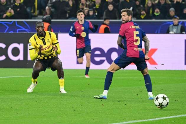 Serhou Guirassy 9 Borussia Dortmund , Borussia Dortmund vs FC Barcelona , Football, Champions League, Matchday 6, 11 12 2024 Dortmund North Rhine-Westphalia Germany Copyright: xkolbert-press MarcxNiemeyerx