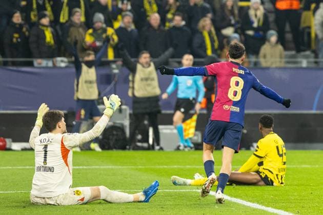 UEFA Champions League Borussia Dortmund Barcelona 11 12 2024 Cheers for goal, 2 3 by Ferran Torres Barcelona, 7 UEFA Champions League Borussia Dortmund Barcelona Signal Iduna Park, Dortmund 11 12 2024 Copyright: xBEAUTIFULxSPORTS Buriakovx