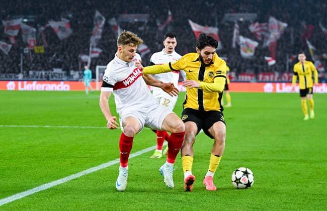 Jaouen Hadjam BSC Young Boys and Yannik Keitel VfB Stuttgart battle for the ball during the UEFA Champions League 2024 25 League Phase MD6 match between VfB Stuttgart and BSC Young Boys at MHPArena on December 11, 2024 in Stuttgart, Germany Photo by Silas Schueller DeFodi Images Defodi 738 738 VFBYBB 20241211 267 Defodi-738