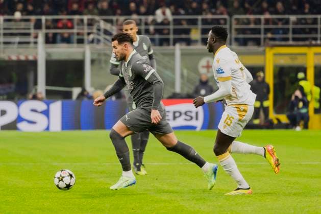 AC Milan v FK Crvena Zvezda - UEFA Champions League 2024 25 League Phase MD6 Theo Hernandez plays during the UEFA Champions League 2024 25 match between AC Milan and FK Crvena Zvezda at Giuseppe Meazza stadium in Milano, Italy, on December 11, 2024. Milano Milano Italy  Copyright: xMairoxCinquettix originalFilename:cinquetti-acmilanv241211_npW7k.jpg