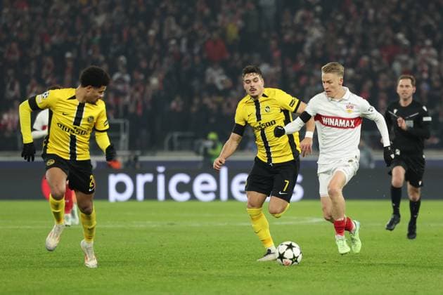 11 12 2024, Germany, Stuttgart, Football Champions League, VfB Stuttgart vs Young Boys Bern, v l Zachary Athekame Bern Filip Ugrinic Bern Chris Führich VfB
