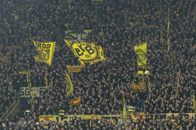 UEFA Champions League Borussia Dortmund Barcelona 11 12 2024 Fans of Borussia Dortmund UEFA Champions League Borussia Dortmund Barcelona Signal Iduna Park, Dortmund 11 12 2024 Copyright: xBEAUTIFULxSPORTS Buriakovx