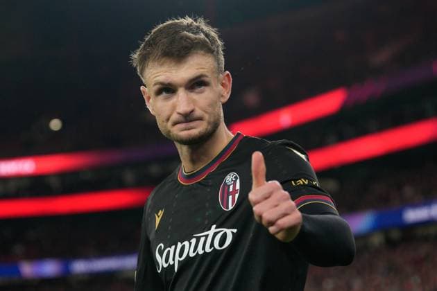 December 11, 2024, Lisbon, Portugal: Stefan Posch of Bologna FC seen in action during UEFA Champions League 2024 25 League Phase Matchday 6 between SL Benfica and Bologna FC at Estadio da Luz. Final score Benfica 0:0 Bologna Lisbon Portugal - ZUMAs197 20241211_aaa_s197_372 Copyright: xBrunoxdexCarvalhox