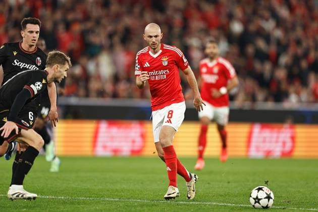 Fredrik Aursnes (Benfica), DECEMBER 11, 2024 - Football Soccer : UEFA Champions League League phase match day 6 between SL Benfica 0-0 Bologna FC 1909 at the Estadio do SL Benfica in Lisbon, Portugal. Noxthirdxpartyxsales  (275941708)