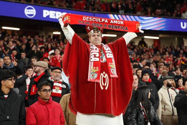 Benfica fan, DECEMBER 11, 2024 - Football Soccer : UEFA Champions League League phase match day 6 between SL Benfica 0-0 Bologna FC 1909 at the Estadio do SL Benfica in Lisbon, Portugal. Noxthirdxpartyxsales  (275941750)