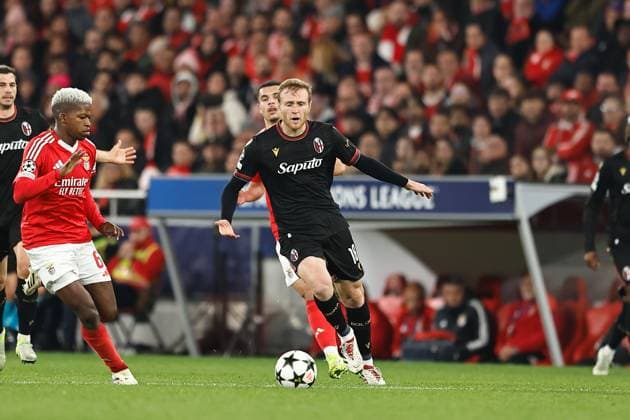 Tommaso Pobega (Bologna), DECEMBER 11, 2024 - Football Soccer : UEFA Champions League League phase match day 6 between SL Benfica 0-0 Bologna FC 1909 at the Estadio do SL Benfica in Lisbon, Portugal. Noxthirdxpartyxsales  (275942032)
