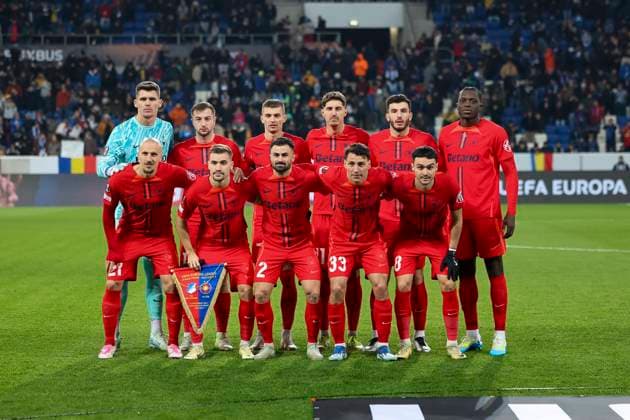 Team picture FCSB Bucharest , Football, UEFA Europa League, Matchday 6, 2024 2025, TSG Hoffenheim vs FCSB Bucharest, 12 12 2024, Rhein Neckar Arena, Sinsheim, Germany Sinsheim Rhein Neckar Arena Baden Württemberg Germany Copyright: xGrantxHubbsx