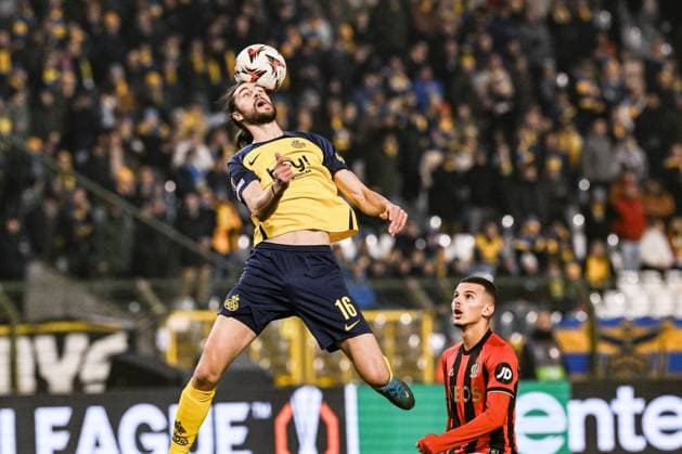 Union s Christian Burgess pictured in action during a soccer game between Belgian soccer team Royale Union Saint-Gilloise and French OGC Nice, on Thursday 12 December 2024 in Brussels, on day 6 8 of the League phase of the UEFA Europa League tournament. BRUNOxFAHY  x108094879x