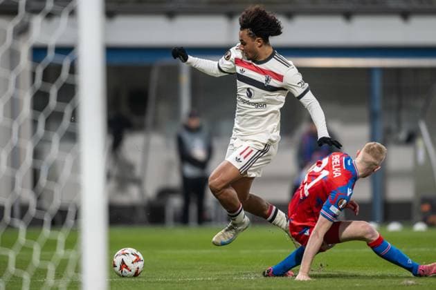 Joshua Zirkzee in a scoring chance during UEFA Europa league match, Viktoria Pilsen - Manchester United, ManU , 12. november 2024, Doosan Arena, Pilsen, Czech republic Copyright: xMICHALxFAJT,ZOSPORTU.SKx DSC_5727