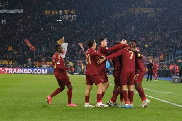 UEFA Europa League phase match day6 AS Roma vs Sporting Braga Roma™s Italian midfielder Lorenzo Pellegrini celebrates after scoring a goal during UEFA Europa League phase match day 6 match between AS Roma vs Sporting Braga at Olimpico stadium on December 12, 2024 in Rome, Italy. ABP03234 Copyright: xAntonioxBalascox